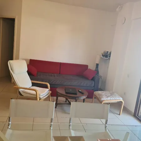 بيت للعطل Akti 2