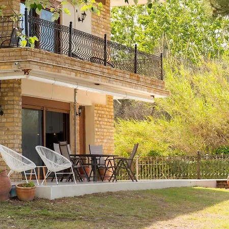 Akti 2 Holiday home